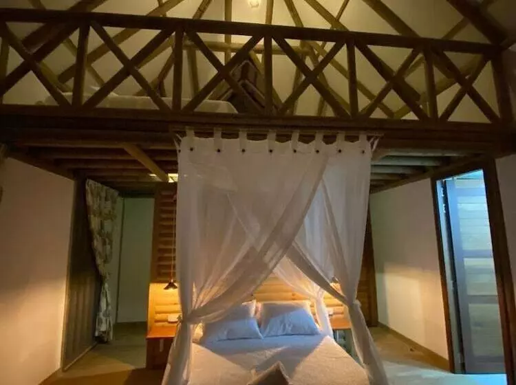 Hotelli Jenené Lodge