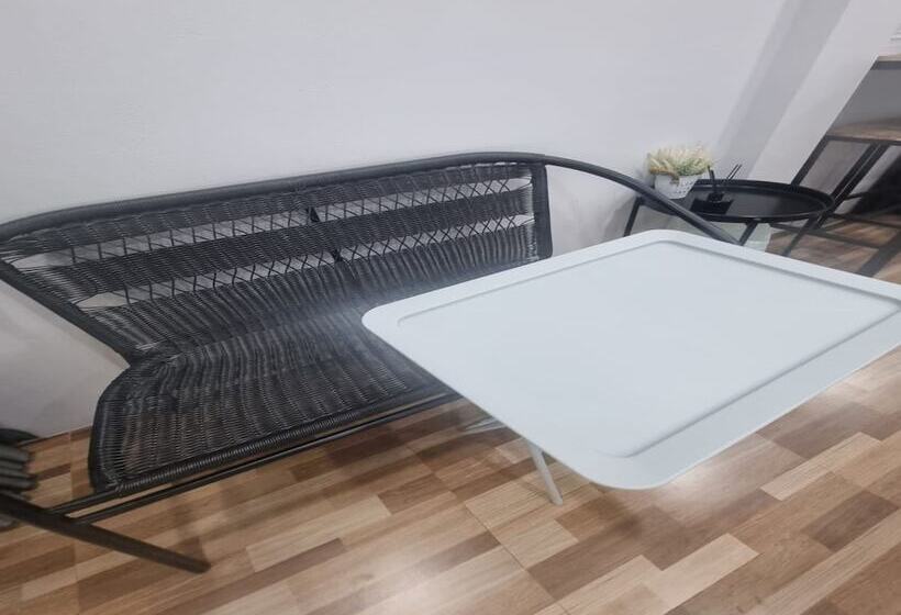 Hotel Patamanan Residence Ang Thong