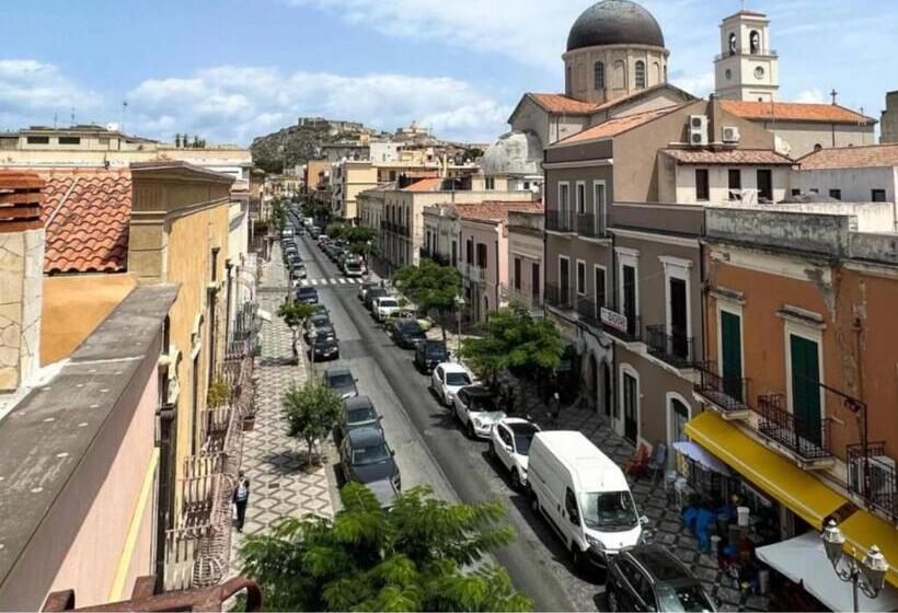 Пансион L Isola Del Sole Al Centro Di Milazzo