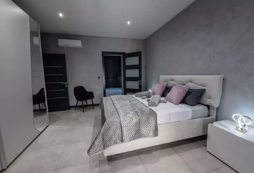 تختخواب و صبحانه Matilde Valletta Suites