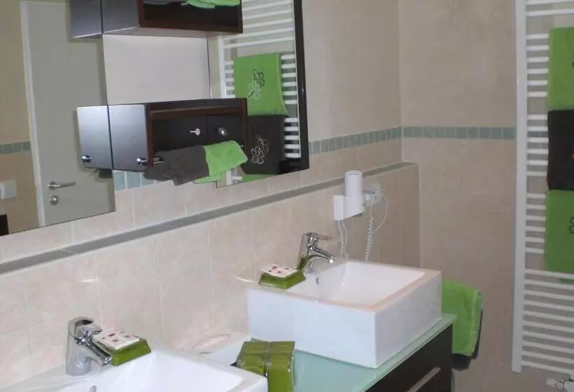 Hotelli Restaurant Hausberg Garmisch Partenkirchen