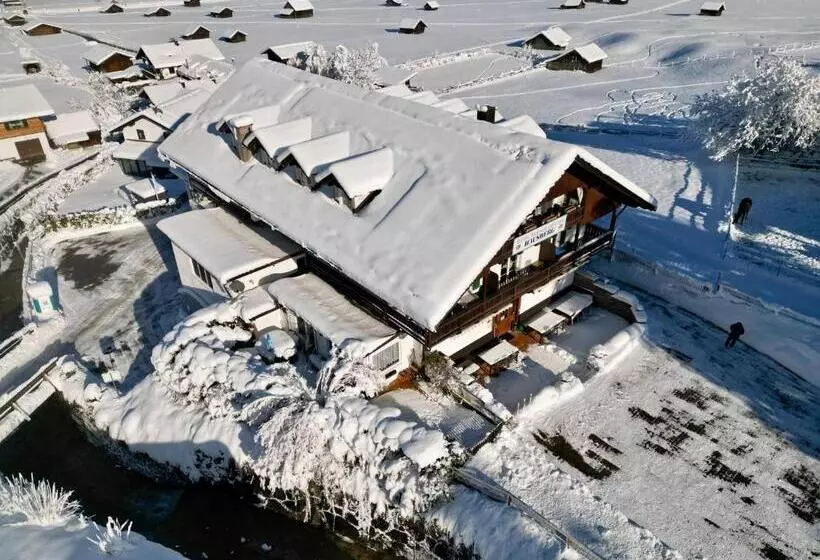 Hotelli Restaurant Hausberg Garmisch Partenkirchen