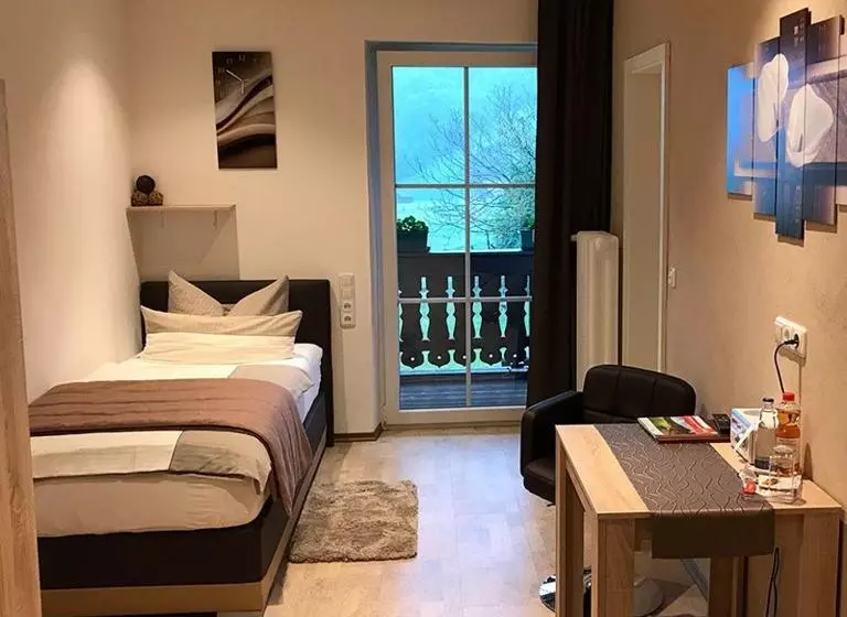 Hotelli Restaurant Hausberg Garmisch Partenkirchen