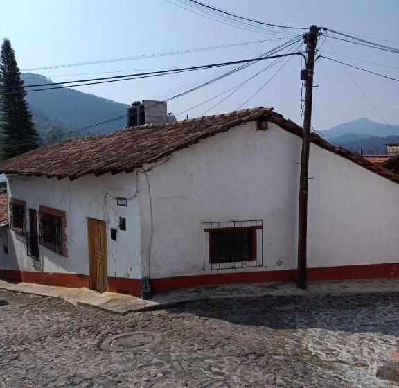 Hostel Valle De Ensueño