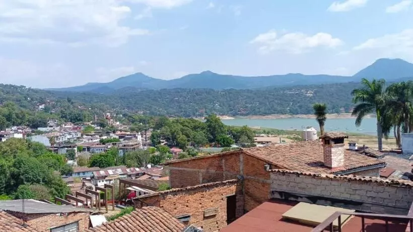 ユースホステル Valle De Ensueño