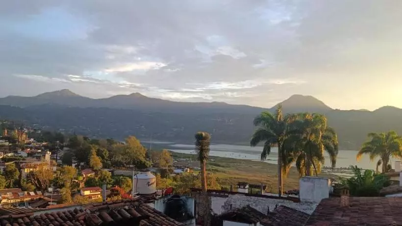 ユースホステル Valle De Ensueño