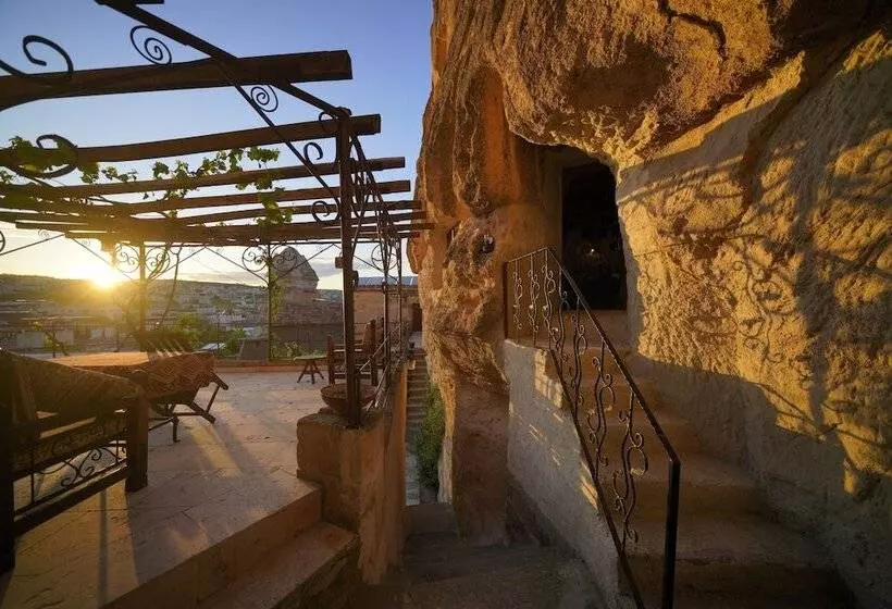 ホテル Turan Unique Cave Cappadocia