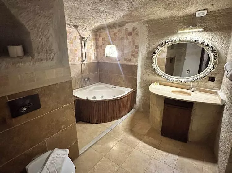 ホテル Turan Unique Cave Cappadocia