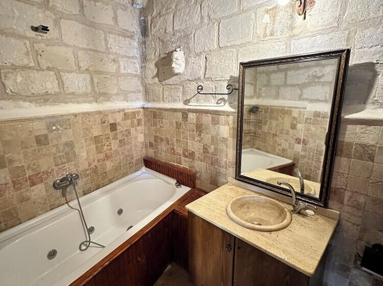 هتل Turan Unique Cave Cappadocia