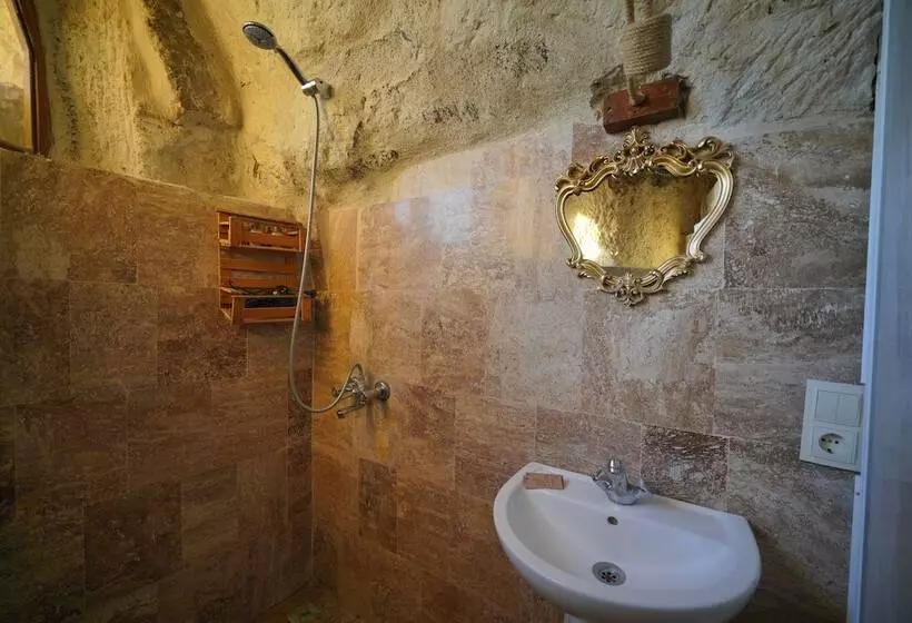 ホテル Turan Unique Cave Cappadocia