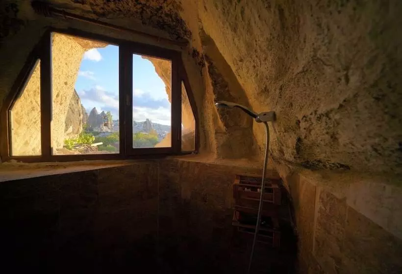 ホテル Turan Unique Cave Cappadocia