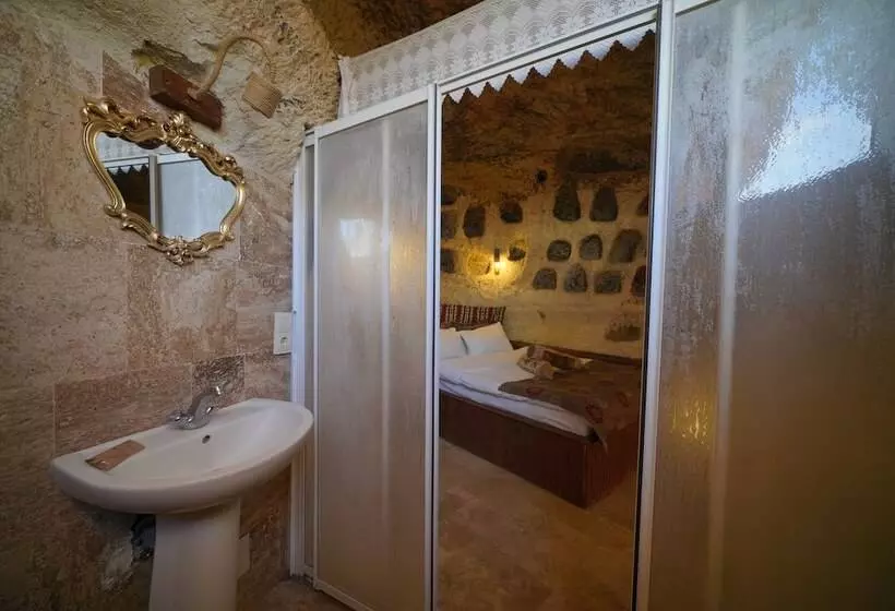 ホテル Turan Unique Cave Cappadocia