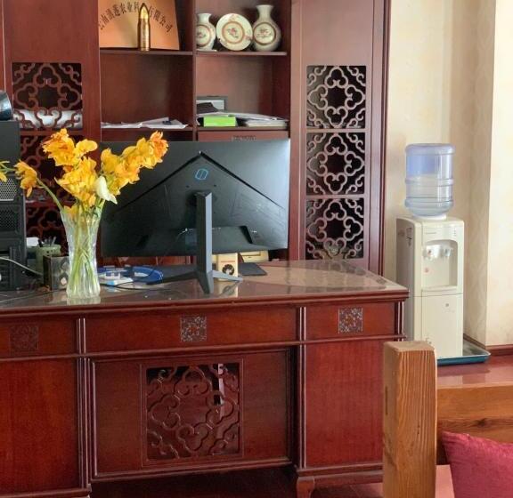 Alberg Mama Naxi Guesthouse