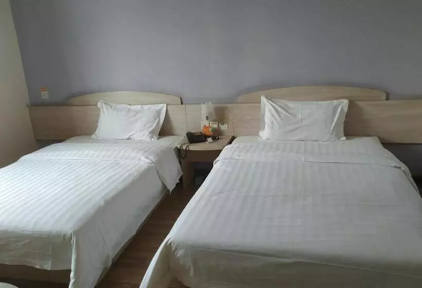 Hotelli 7days Inn Zhongshan People S Hospital Holiday Square