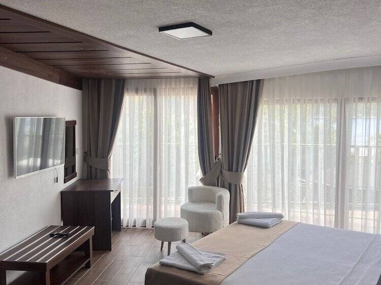 ホテル Teras Orhaniye