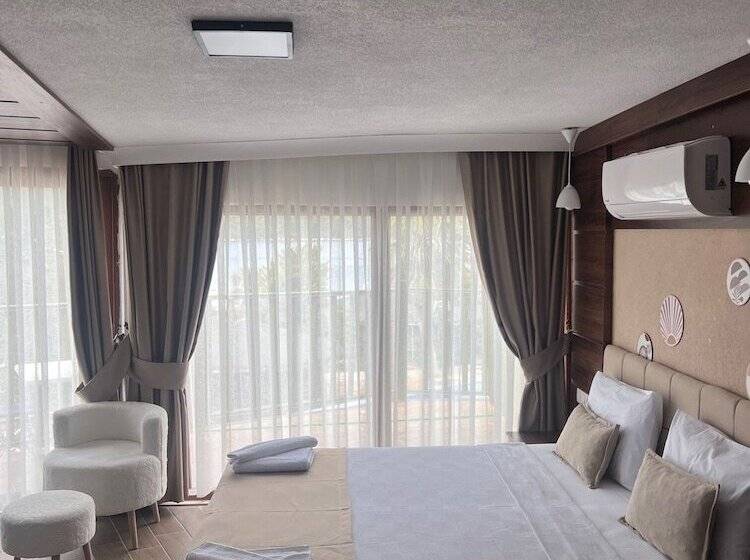 ホテル Teras Orhaniye