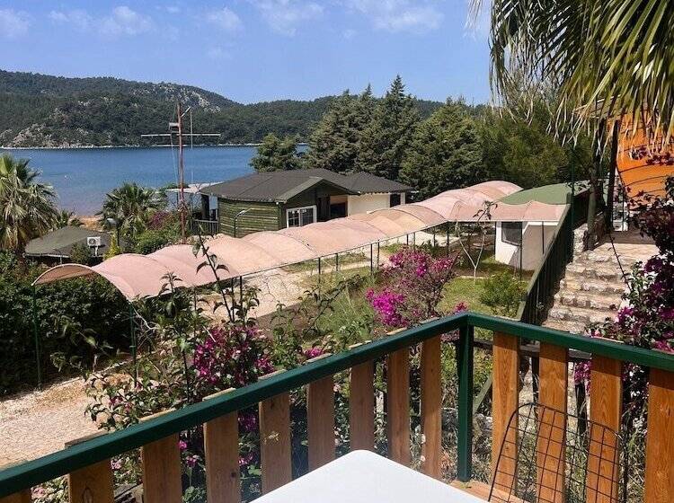 ホテル Teras Orhaniye