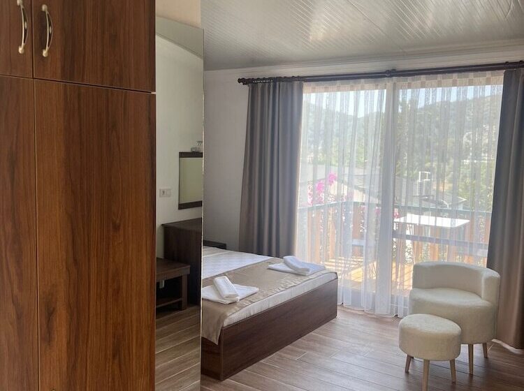 ホテル Teras Orhaniye