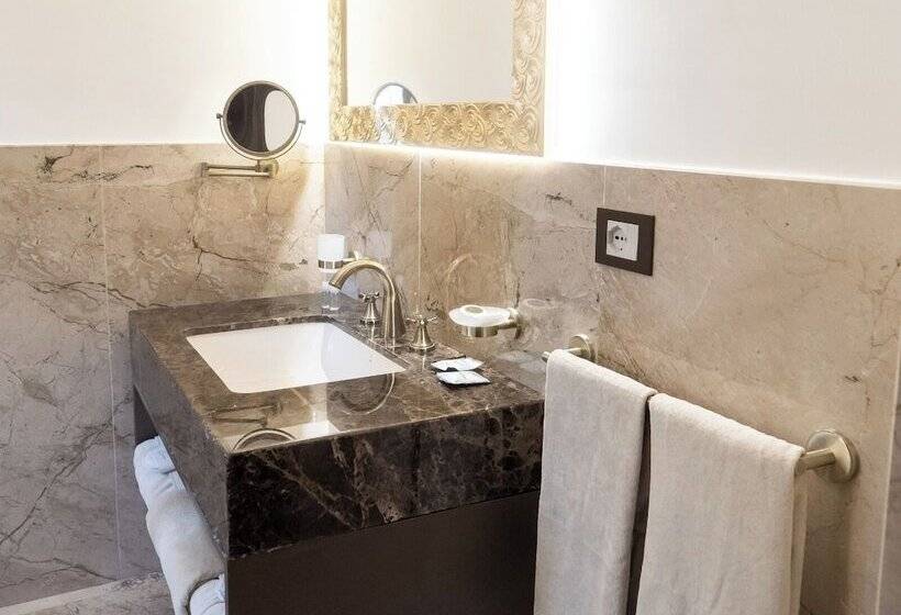 هتل Villa Alliata Di Pietratagliata