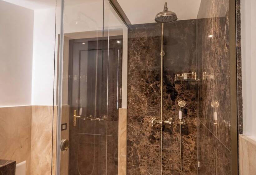 هتل Villa Alliata Di Pietratagliata