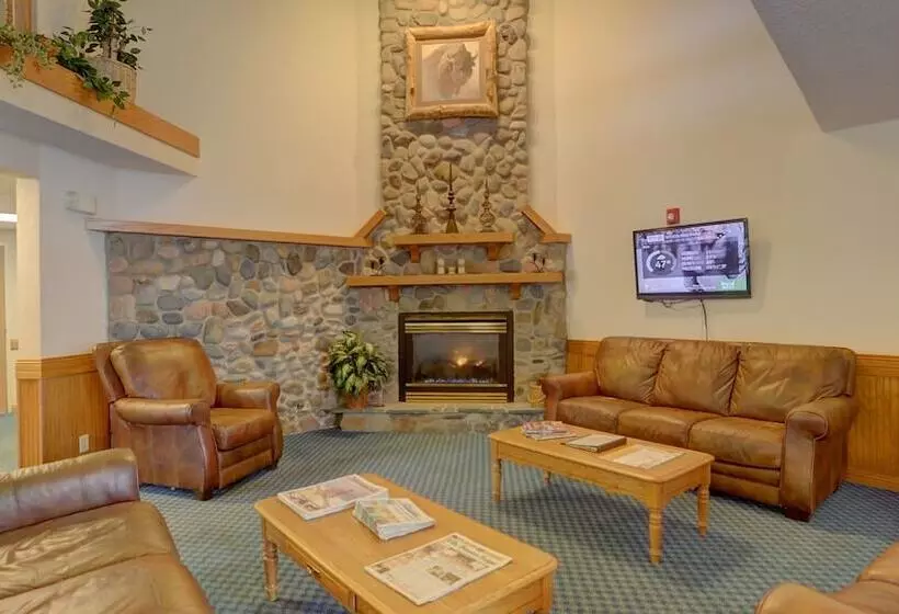 Hotelli Woodland Country Lodge