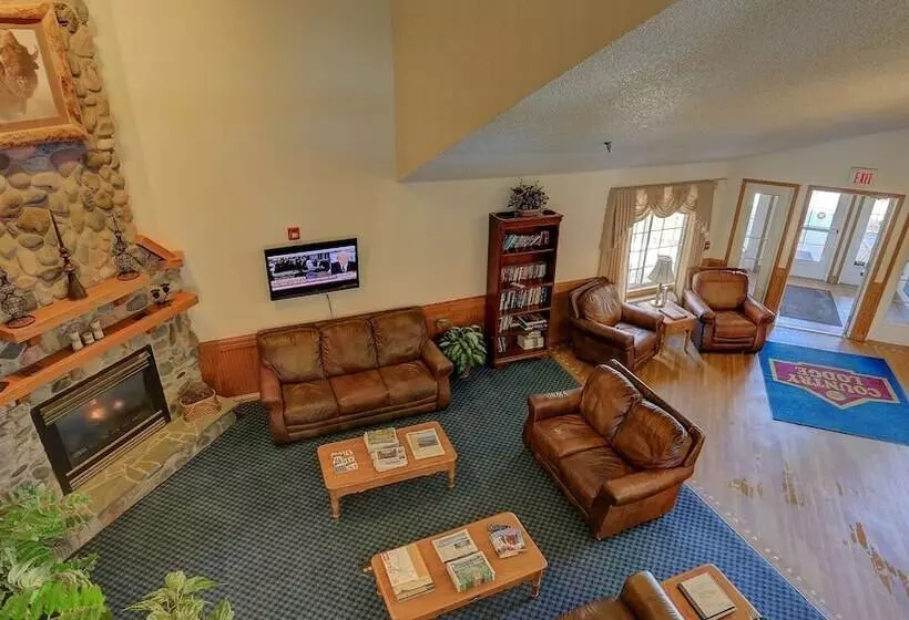 Hotelli Woodland Country Lodge