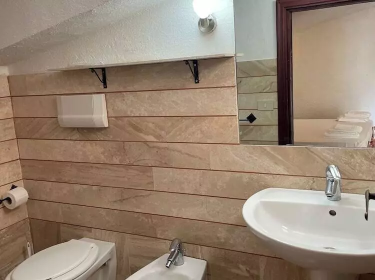 ホテル Al Faro Spiaggia La Cinta Santeodoro