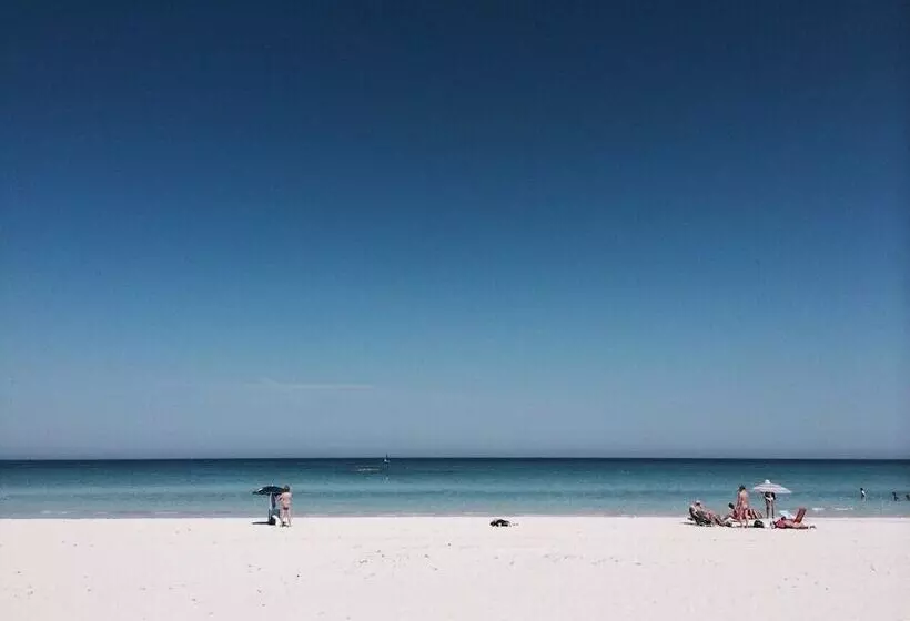 ホテル Al Faro Spiaggia La Cinta Santeodoro