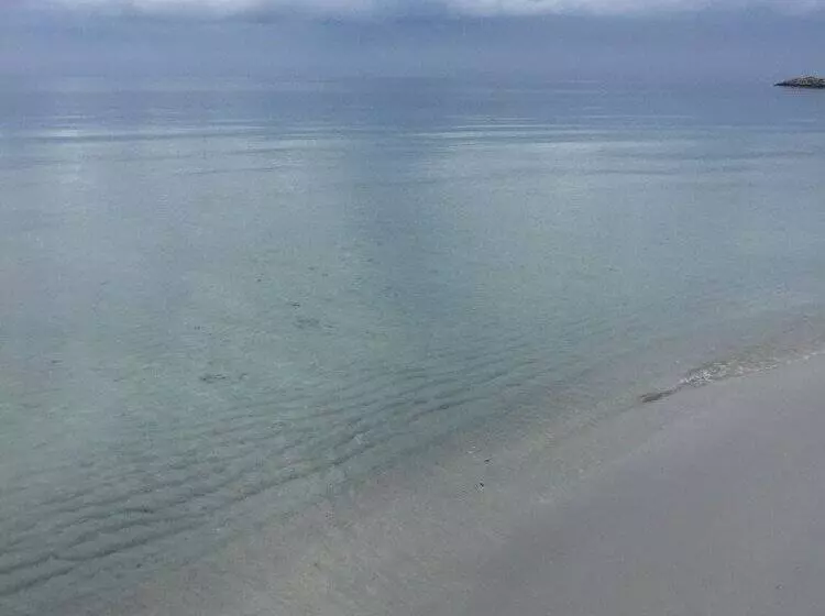 ホテル Al Faro Spiaggia La Cinta Santeodoro