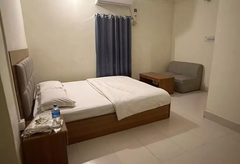 هتل Asroy Guest House
