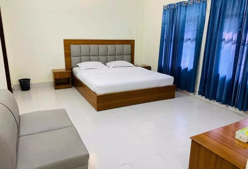 هتل Asroy Guest House