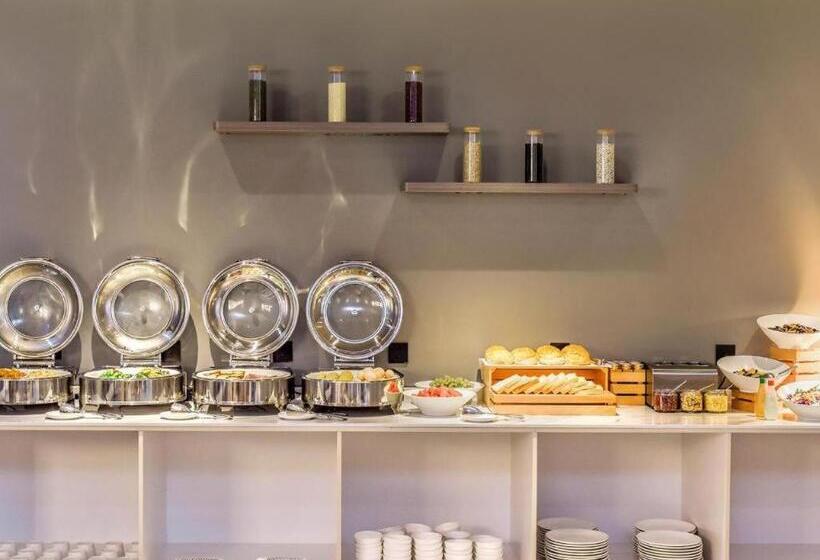 Borrman Hotel Wanning Wenming Road High Speed Railway Station