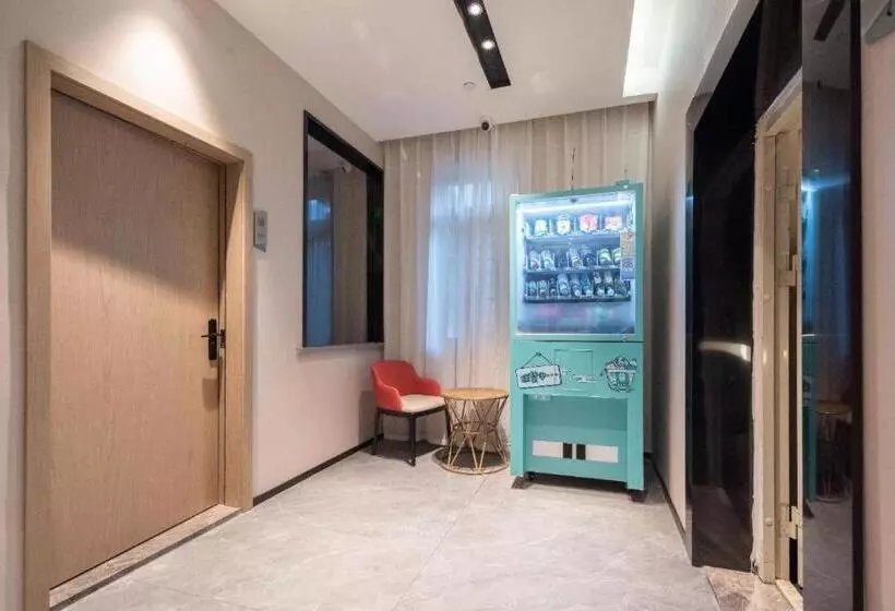 Borrman Hotel Wuhan First Hospital Hanzheng Street Metro Station