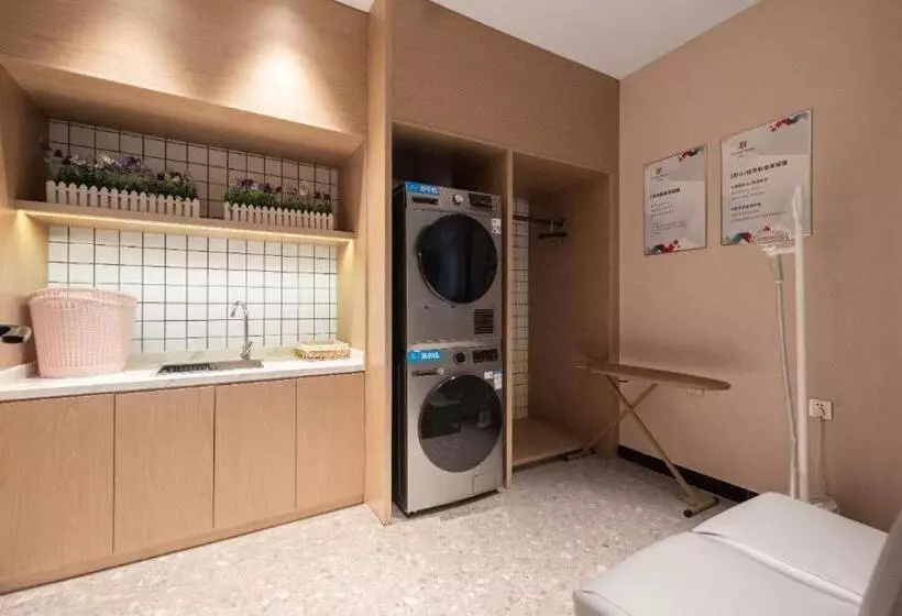 Borrman Hotel Wuhan First Hospital Hanzheng Street Metro Station