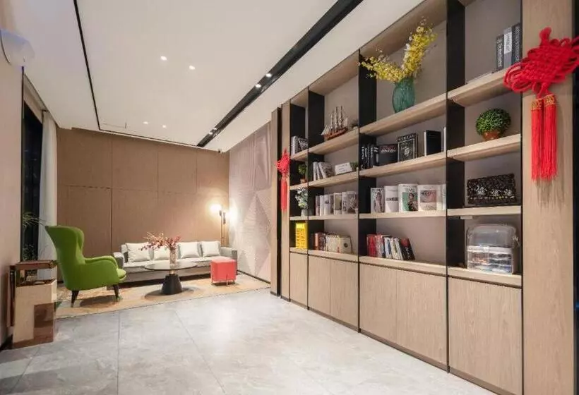 Borrman Hotel Wuhan First Hospital Hanzheng Street Metro Station