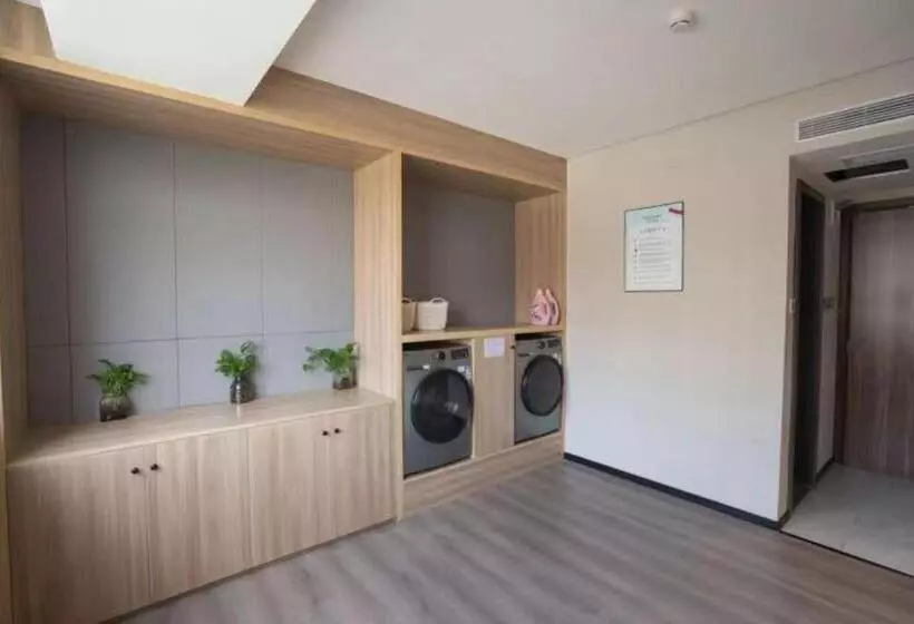 Echarm Hotel Zhanjiang Zhanchuan Avenue Wanda Plaza