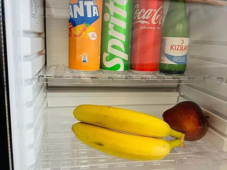 Hotelli Bera Airport