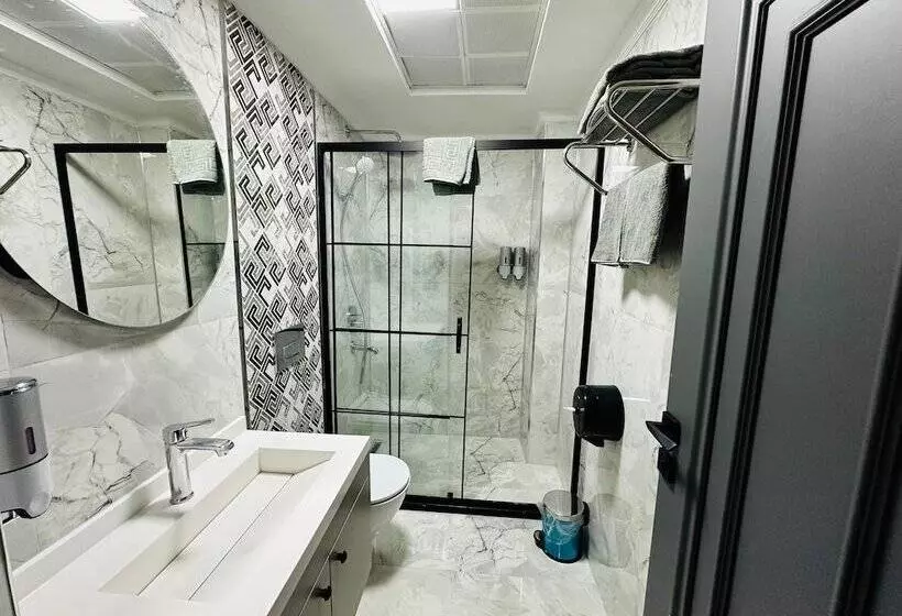 Hotelli Bera Airport