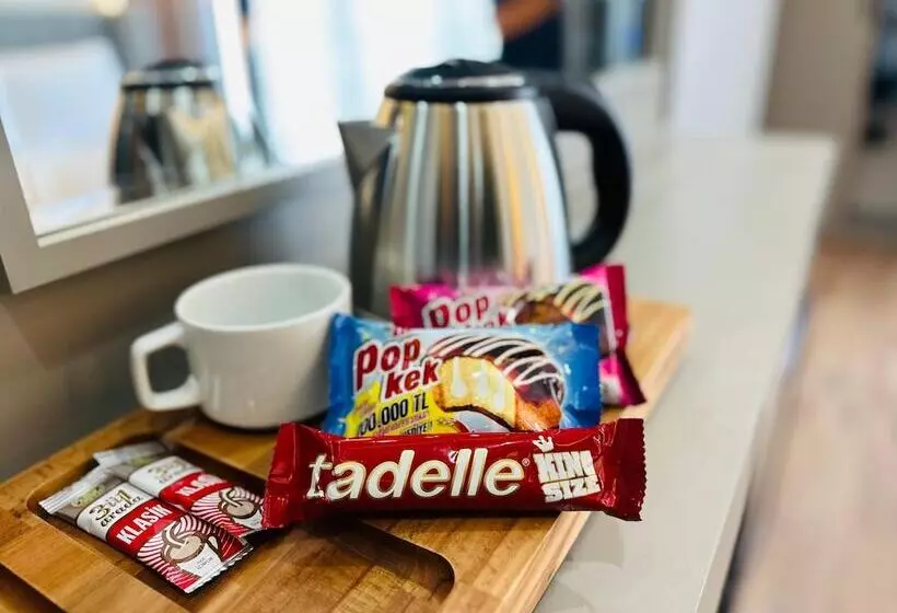 Hotelli Bera Airport