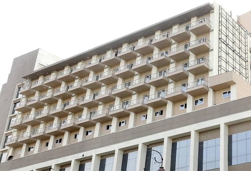 Отель Daiwa Avenue 37