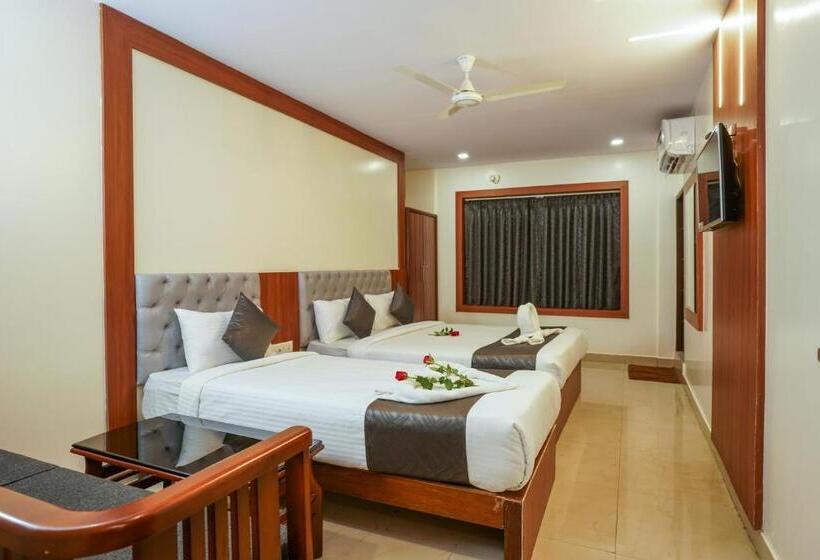 בית מלון כפרי Royal Plaza City