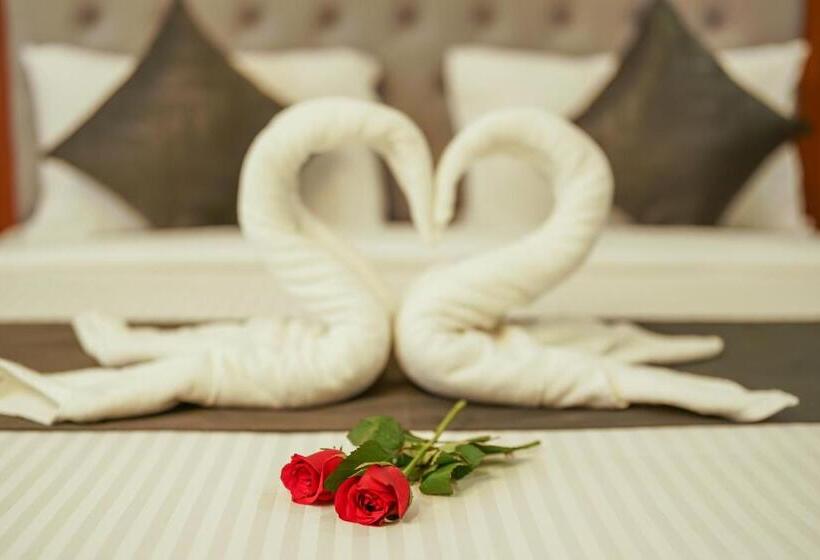 בית מלון כפרי Royal Plaza City