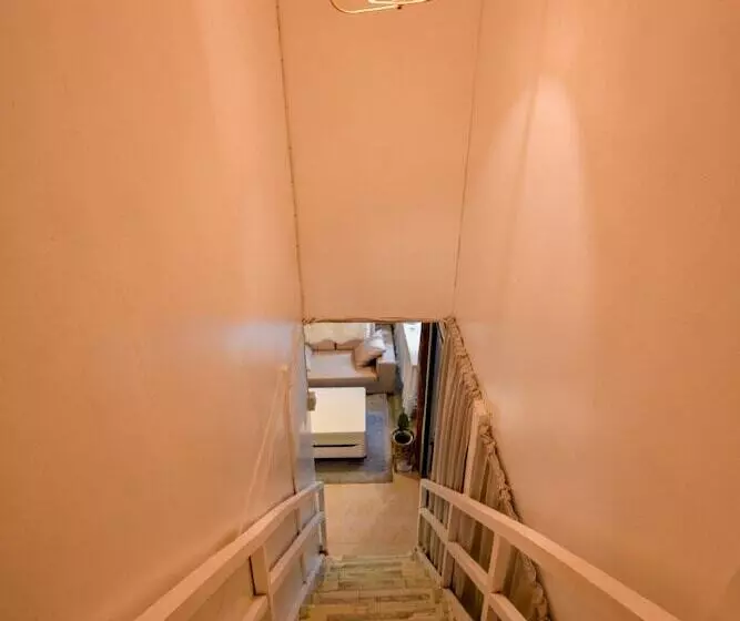 Treasure Isle Backpackers Hostel