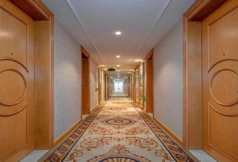 Vienna Hotel Zhengzhou Only Henan Movie Town