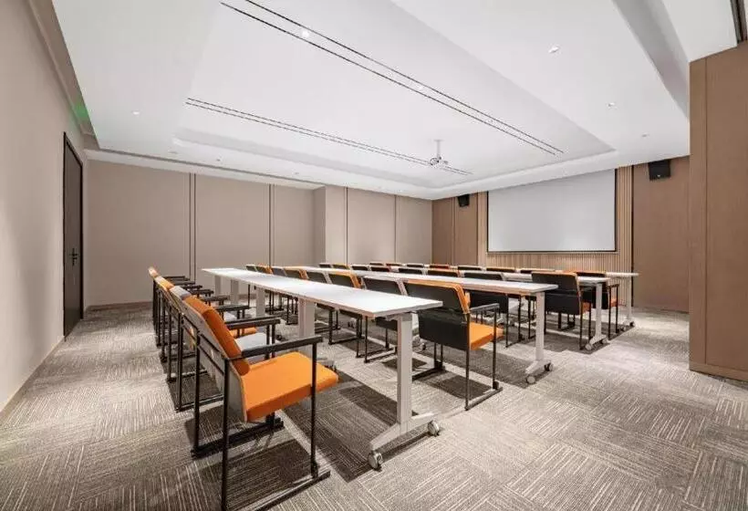 Atour Light Hotel North Dalian Station Huanan Plaza