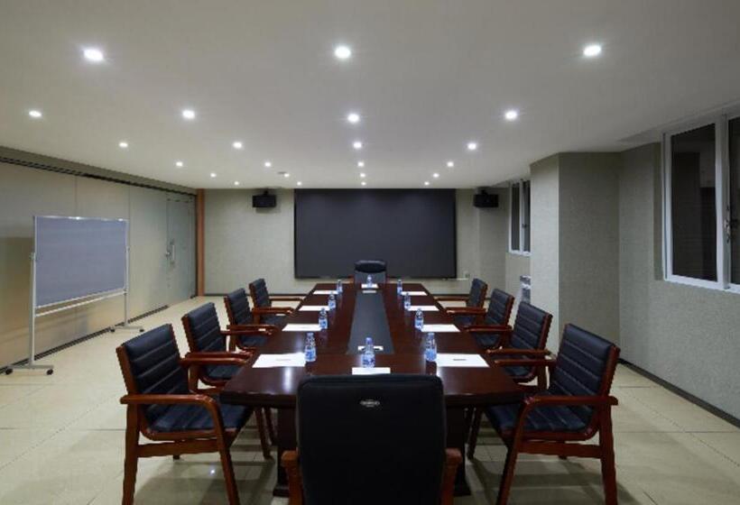 Borrman Hotel Liuzhou Liujing District Government