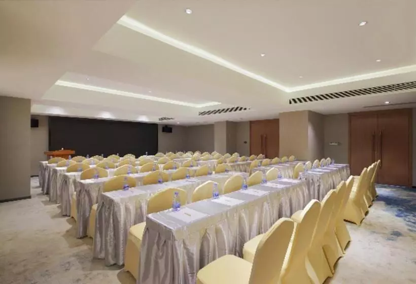 Borrman Hotel Liuzhou Liujing District Government