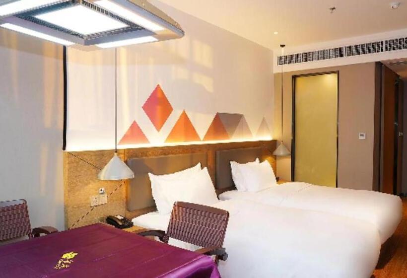 Borrman Hotel Zhonghsan Guzheng Huayi Plaza Light Rail Station