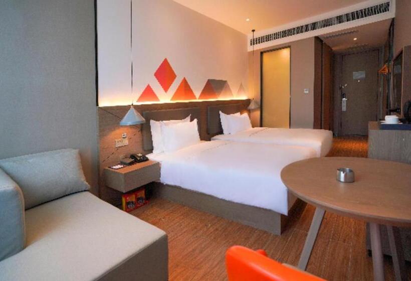 Borrman Hotel Zhonghsan Guzheng Huayi Plaza Light Rail Station