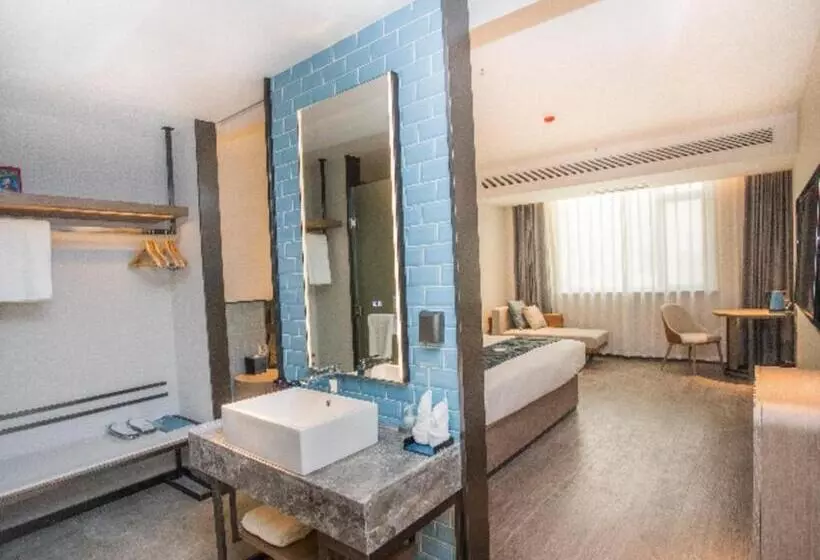 Echarm Hotel Mengzhou Yellow River Avenue